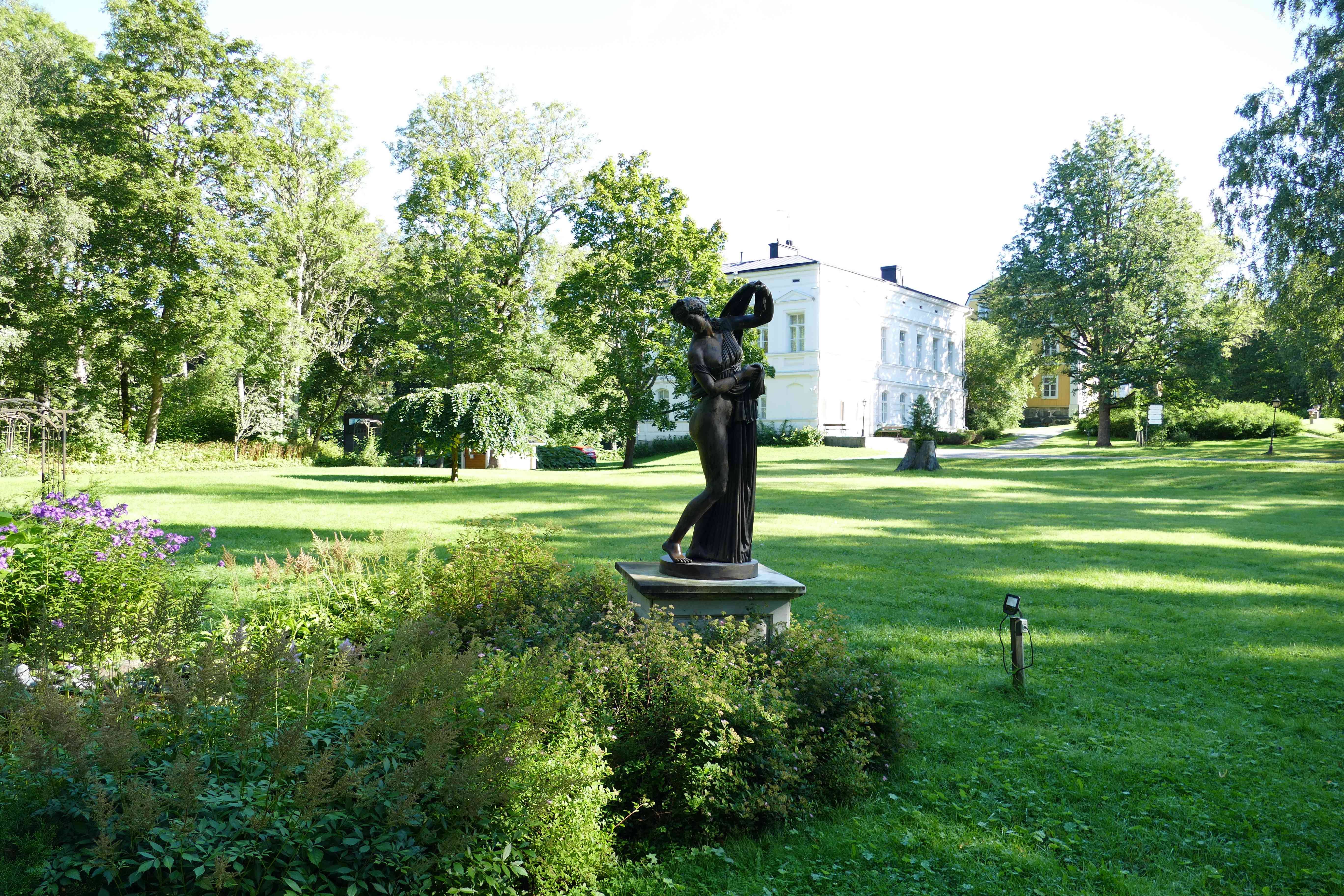 Herrenhaus Mustion Linna  Park