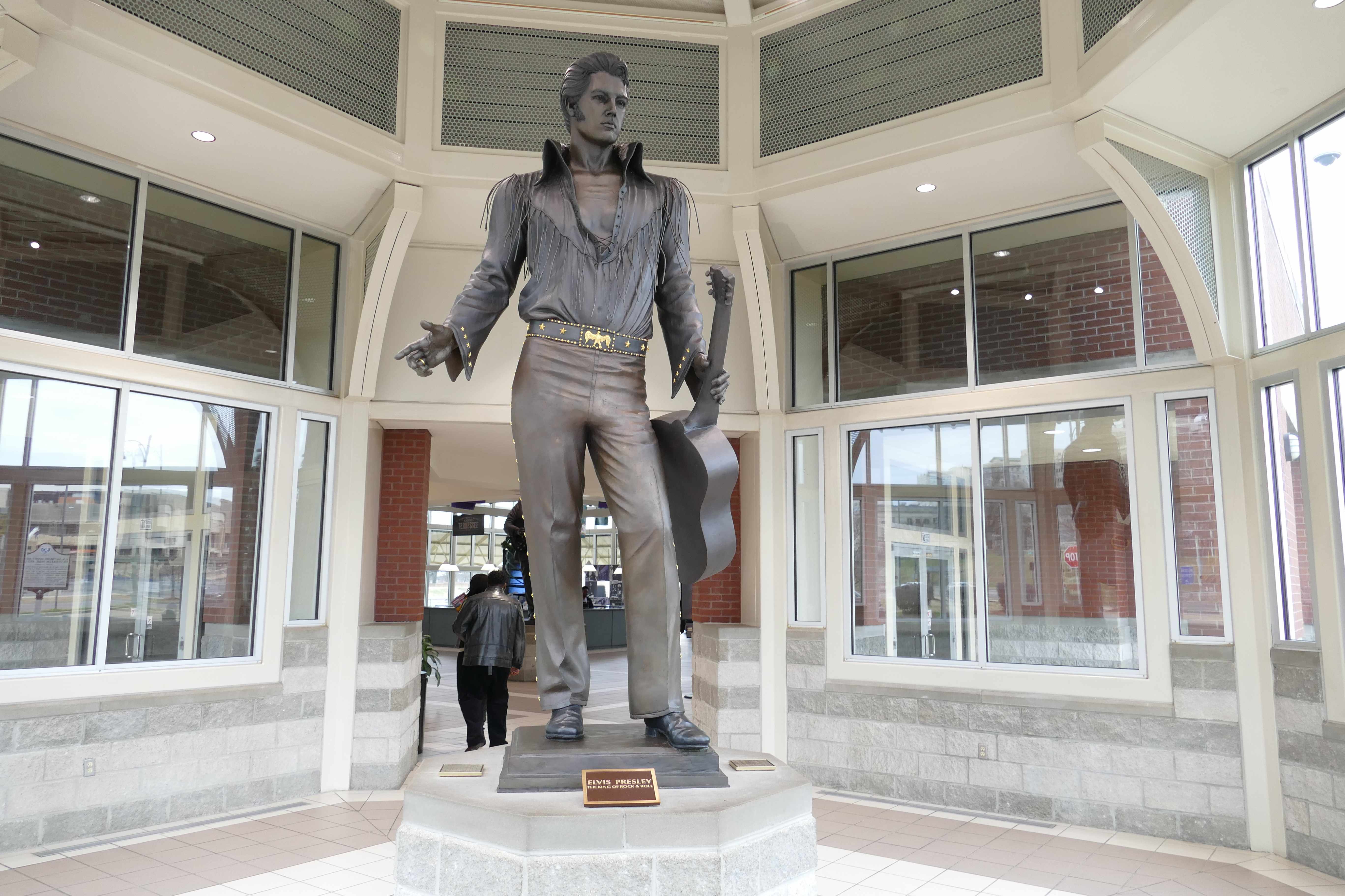 Tennessee Welcome Center Statue von Elvis